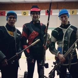 На Чемпионате России мужчины разыграли медали в стрельбе из винтовки