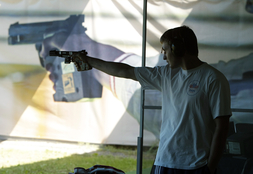 Леонид Екимов – победитель чемпионата России по стрельбе из скорострельного пистолета