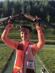 Анастасия Крахмалева одержала личную победу на соревнованиях в "Лисьей норе"
