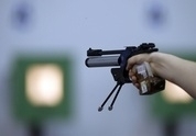 Юниорки разыграли медали в стрельбе из пневматического пистолета 