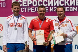 Денис Кулаков выиграл чемпионат России по стрельбе из малокалиберного пистолета