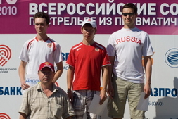 Денис Соколов выиграл Всероссийские соревнования по стрельбе из пневматической винтовки