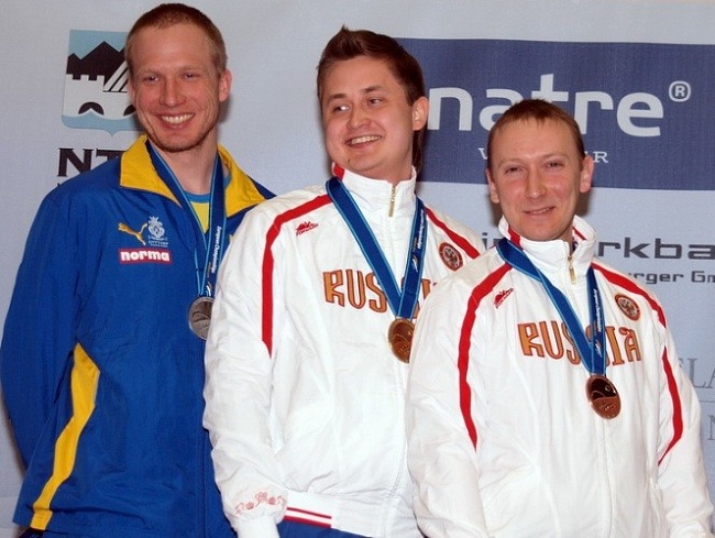 Дмитрий Романов (в центре) по итогам Чемпионата Европы завоевал четыре золотых медали