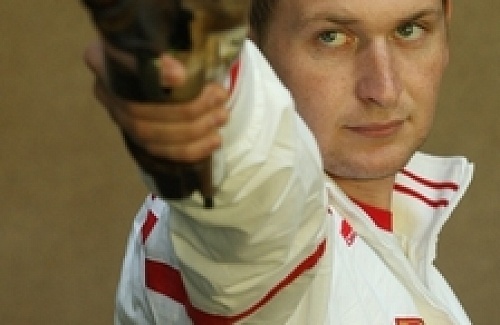 Екимов стал вторым в финале Кубка мира по стрельбе из пистолета