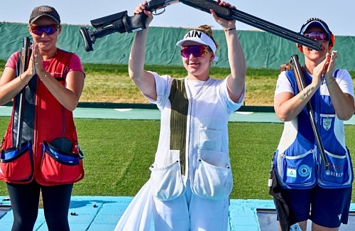 Лада Денисова - кандидат на звание "Спортсмен года" по версии Международной федерации стрелкового спорта!