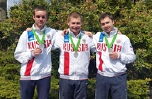 Фетисов, Ахмеджанов и Филиппов завоевали «серебро» Кубка мира среди юниоров