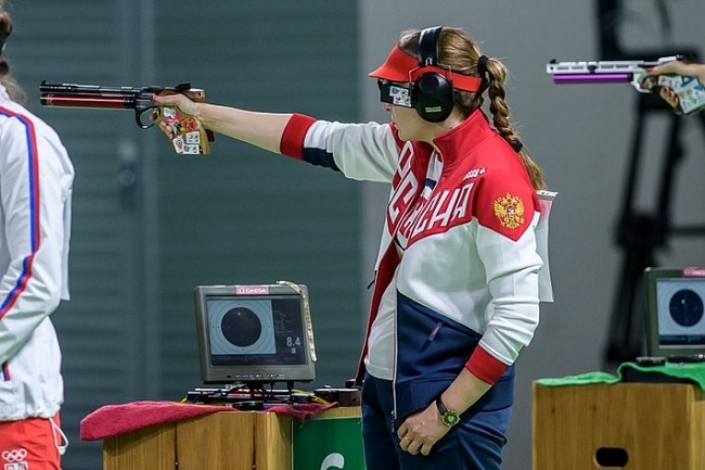 Екатерина Коршунова в финале Олимпийских игр в стрельбе из пневматического пистолета (фото ISSF)