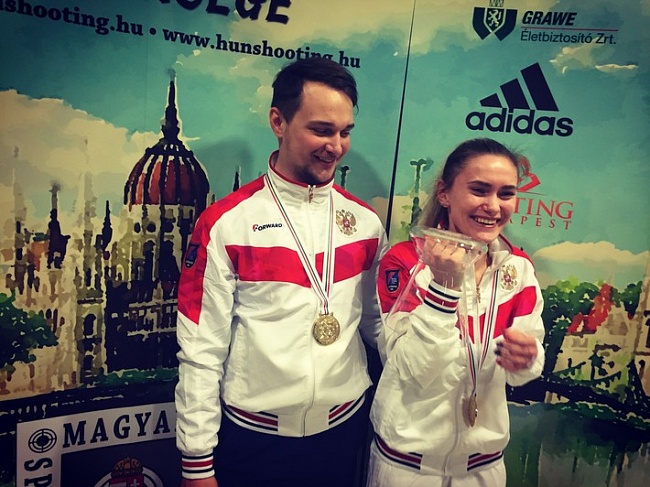 Чемпионы Европы в смешанных командах Владимир Масленников и Дарья Вдовина