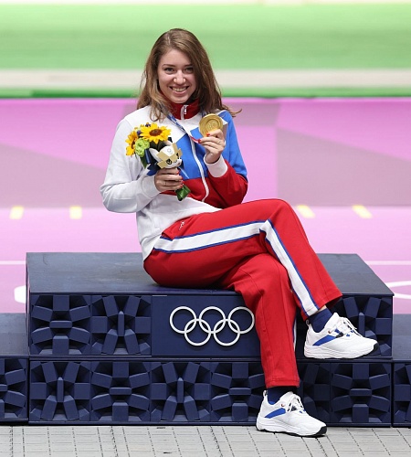 Двукратная олимпийская чемпионка ОИ-2020 Виталина Бацарашкина (Фото Киврин/Голованов) 
