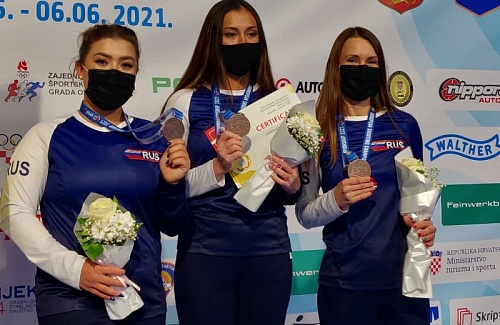 «Бронзу» Чемпионата Европы завоевали Батыршина, Коновалова и Фазылзянова