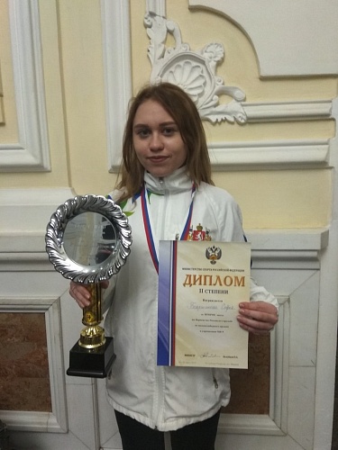 Софья Бояршинова - серебряный призёр в стрельбе из малокалиберной винтовки из положения "лёжа"