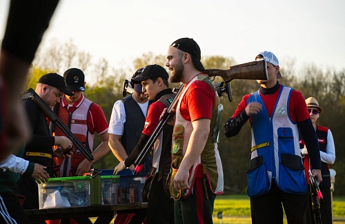 Солнечный день и жаркие медаль-матчи